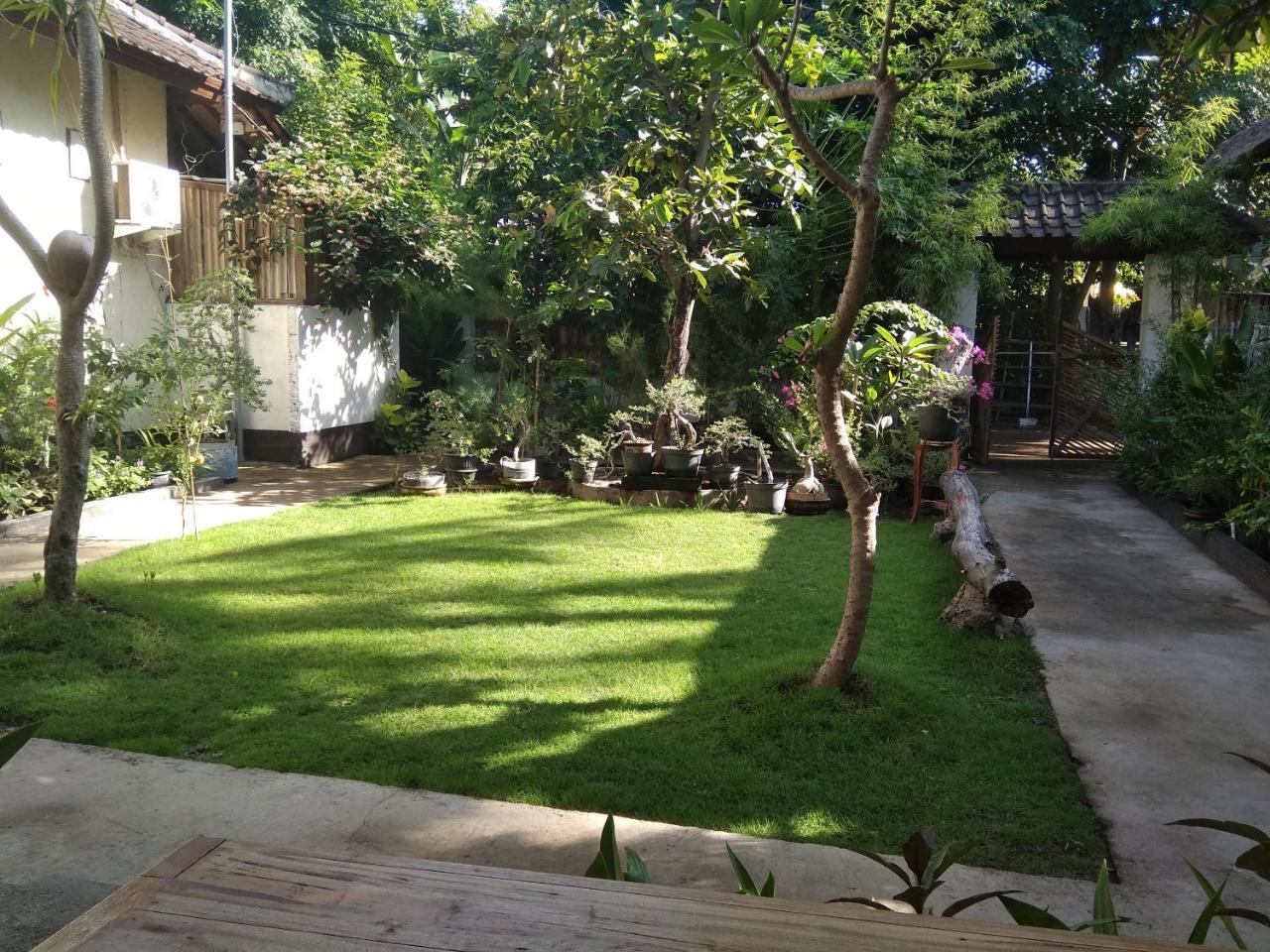 Dili Gili Gili Trawangan Exterior foto